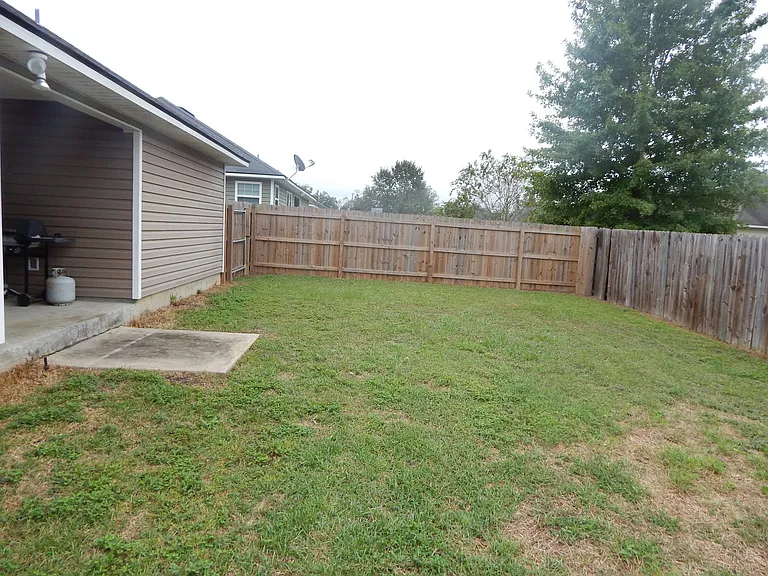 476 Bryson Cir — Photo 14