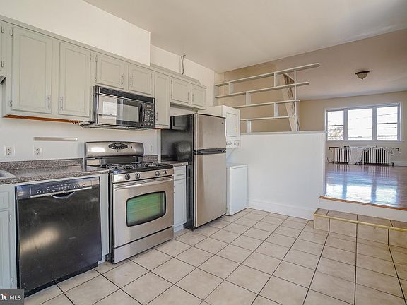 5th image of 2021 Frankford Ave Floor 2