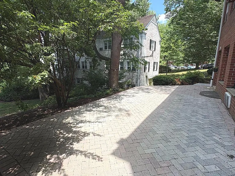 1645 Fitzgerald Ln — Photo 13