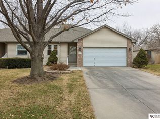 3902 N 157th St, Omaha, NE 68116