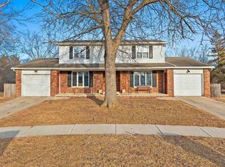 453 N Saint Bernard Dr, De Pere, WI 54115