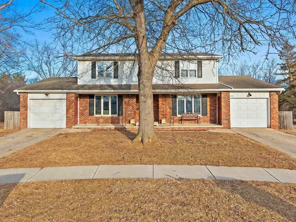 453 N Saint Bernard Dr, De Pere, WI 54115