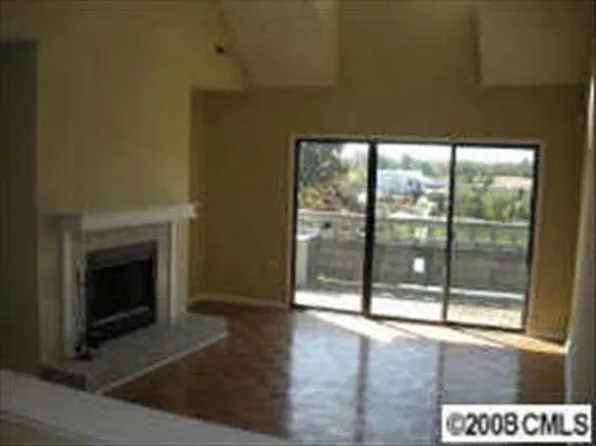 9025 J M Keynes Dr Unit 77, Charlotte, NC 28262