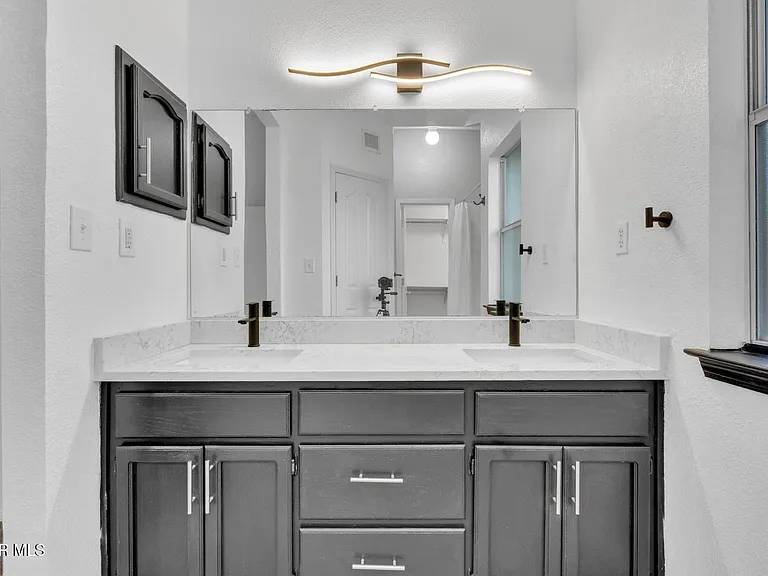 7489 Plaza Redonda Dr — Photo 29