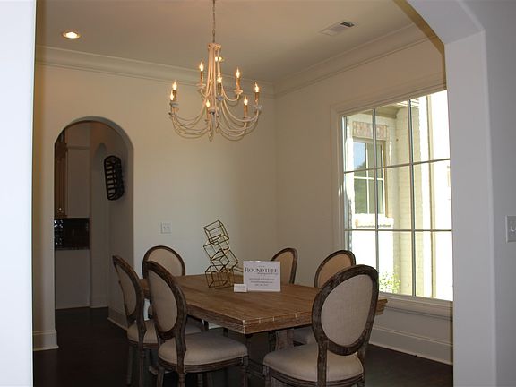 4th image of 278 Lake Village Dr