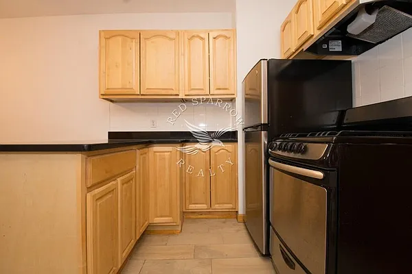 Rented by Red Sparrow Realty Group | media 31