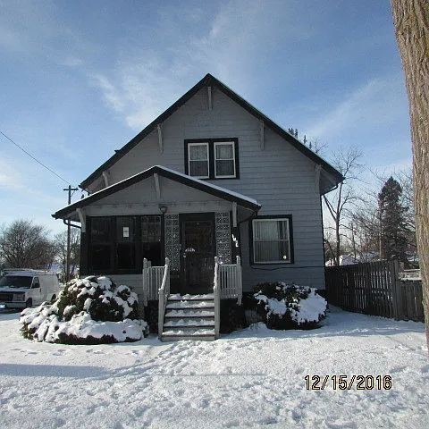 1534 Schilling Ave photo 1