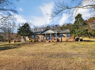13 Sunrise Ln, Fayetteville, TN 37334