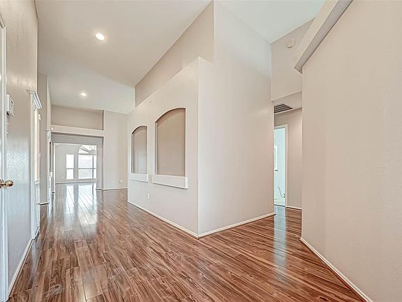 4th image of 19623 Tularosa Ln