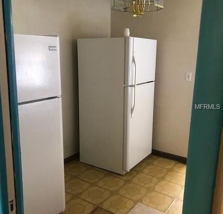 4th image of 5610 Suncreek Ct #3