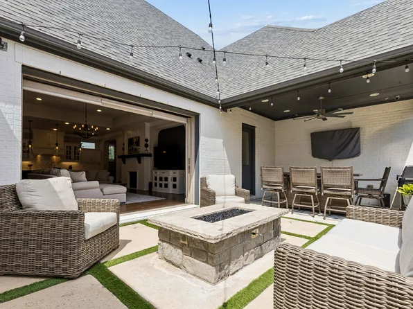 1828 Quiet Oak Pl, Aledo, TX 76008