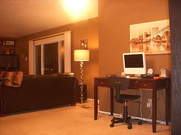4th image of 11025 Southwind Ct