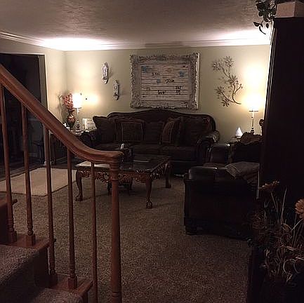 3rd image of 405 E Sunset Dr