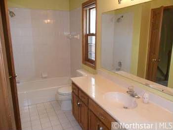 4th image of 2155 Yuma Ln N