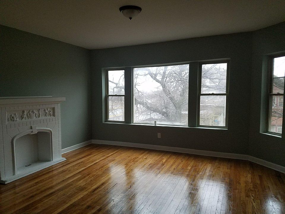 1st image of 7700 S Cornell Ave APT 1