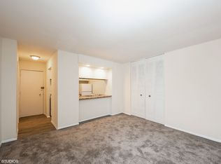 525 W Deming Pl APT 530, Chicago, IL 60614