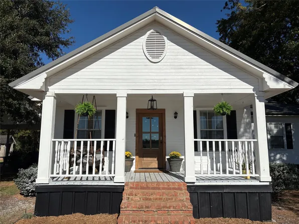 359 Caplis Sligo Rd, Bossier City, LA 71112