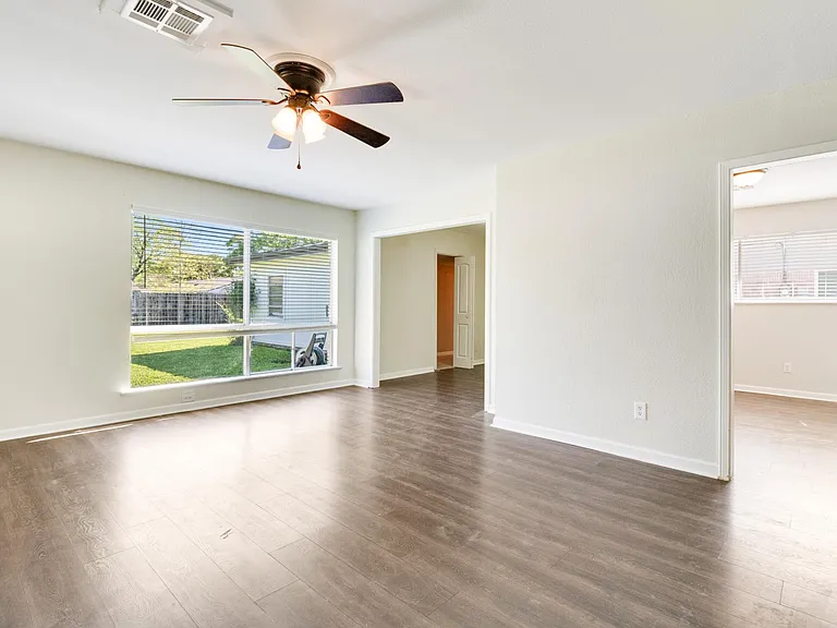 611 Dutton Dr #1 — Photo 8