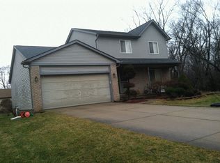 3319 Troy Dr, Troy, MI