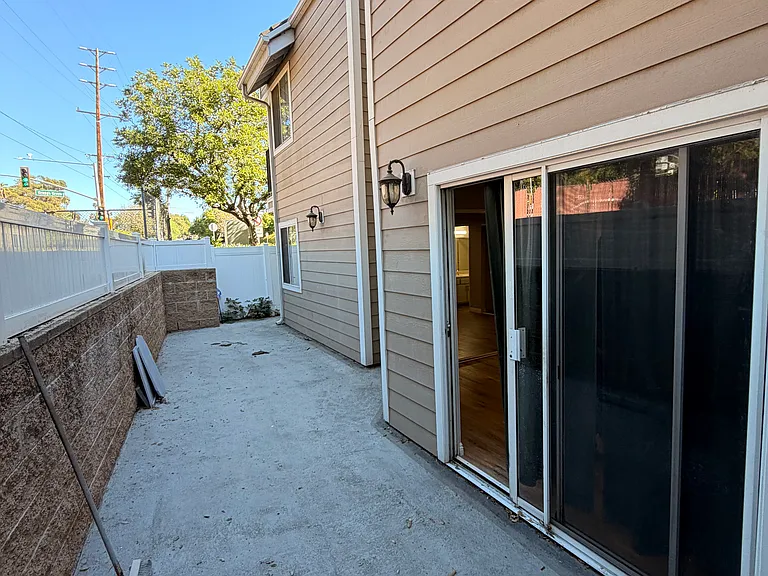 617 Orange Grove Ave #A — Photo 20