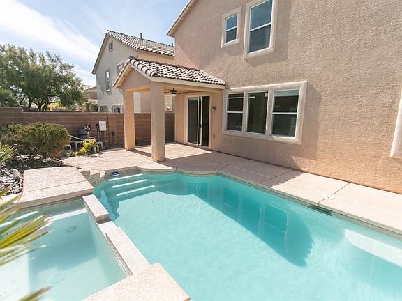 5th image of 548 Lacabana Beach Dr
