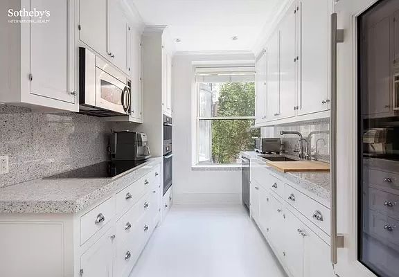 5th image of 830 Park Ave #4/5C