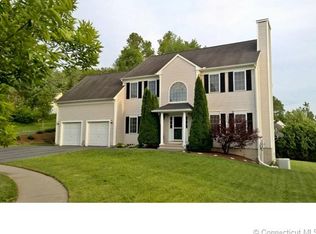 275 Congdon St, Middletown, CT 06457