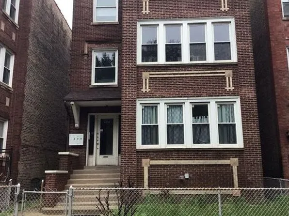 11247 S King Dr, Chicago, IL 60628