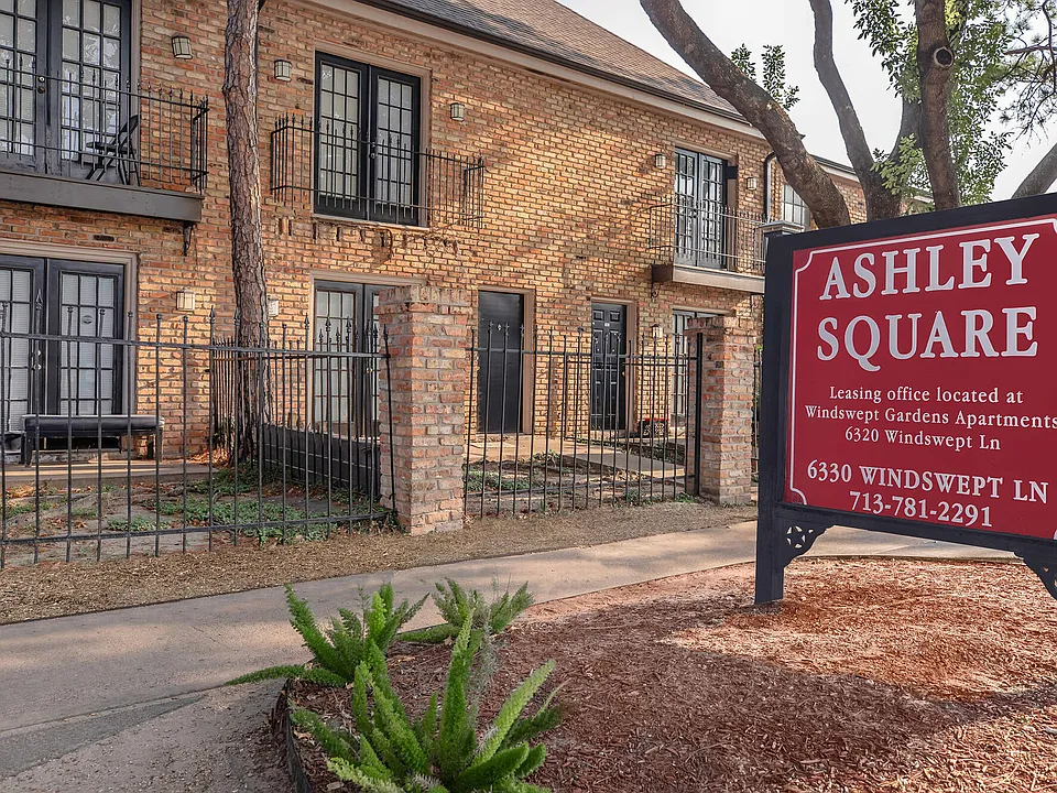 Ashley Square Apartments