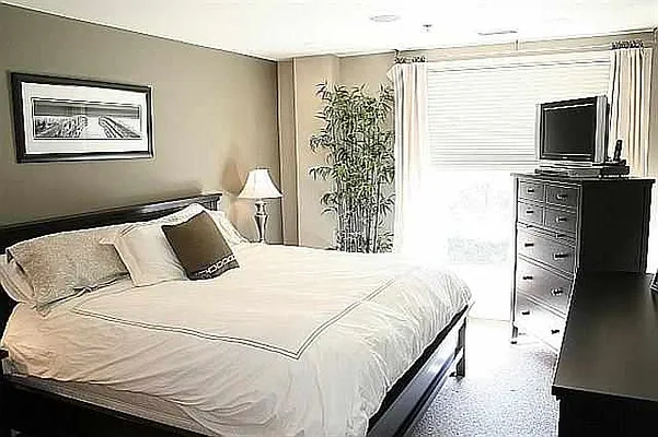 Sold by Hudson Place Realty | media 9