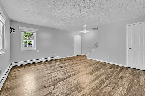 1724 Lexington Ave Photo 1