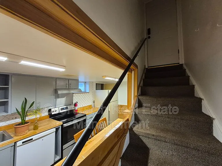 1403 Valarian St #B — Photo 2