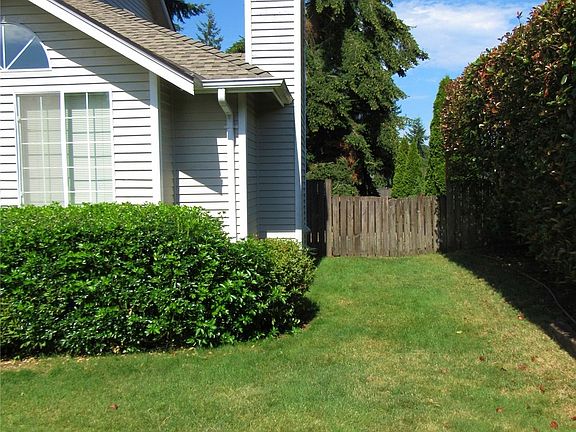 2nd image of 1388 NW Bartlett Court