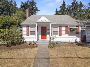 9053 NE Halsey St UNIT 1, Portland, OR