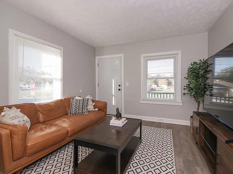 7329 Ward Rd — Photo 2