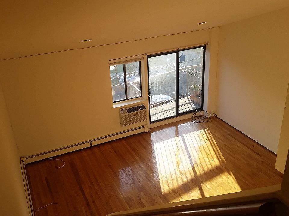 1st image of 7541 113th St #6