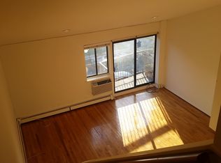 7541 113th St #6, Forest Hills, NY 11375