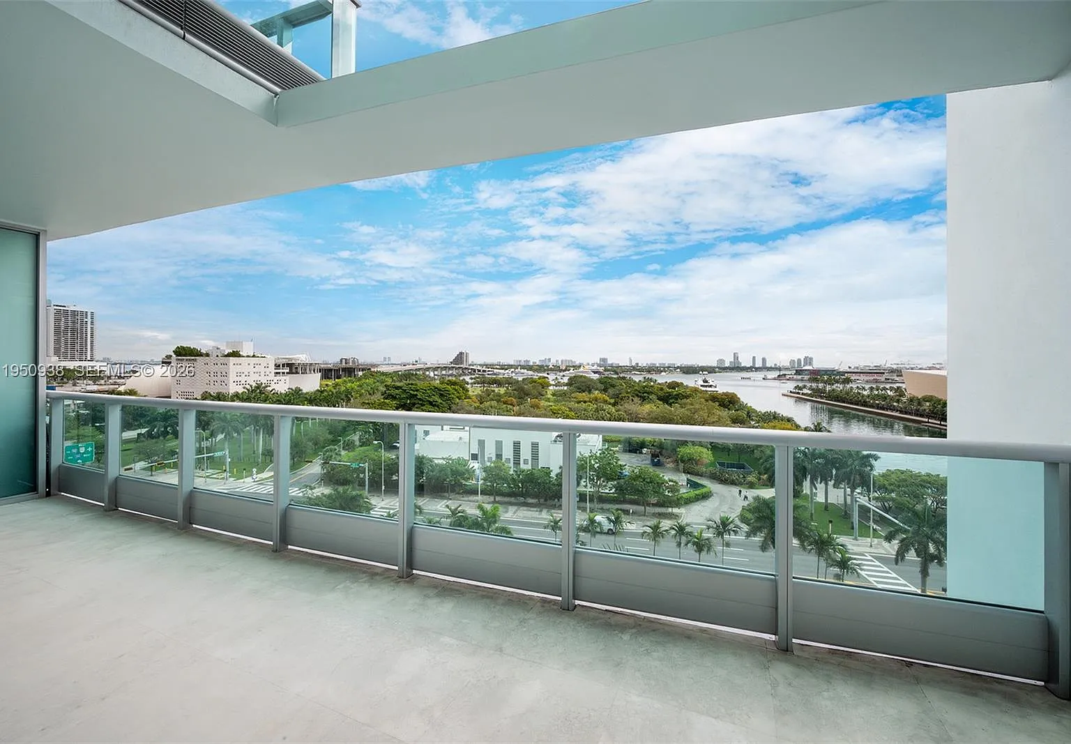 900 Biscayne Bay Condo — Photo 3