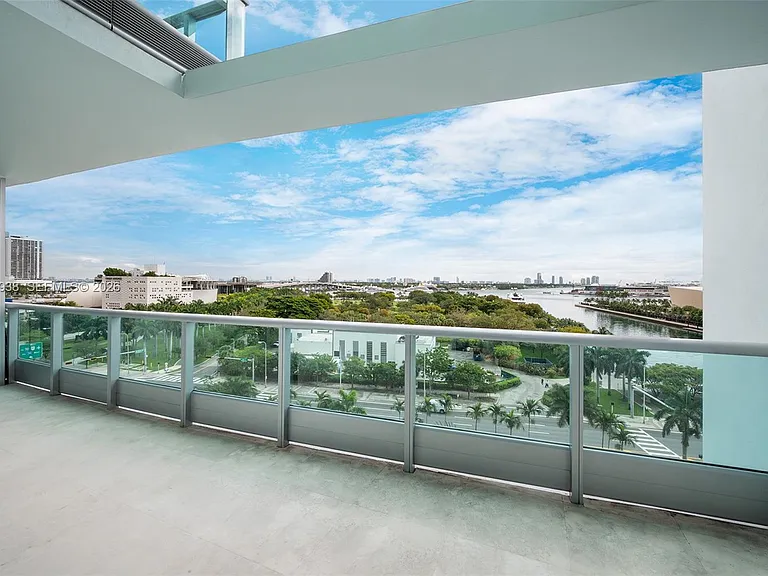 900 Biscayne Blvd #909 — Photo 3