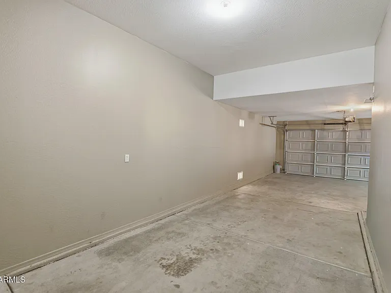 18185 W Rimrock St — Photo 30