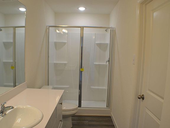 3rd image of 6411 Bishop Dr