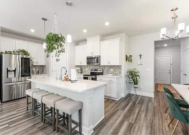 241 River Road - 1 — Photo 4