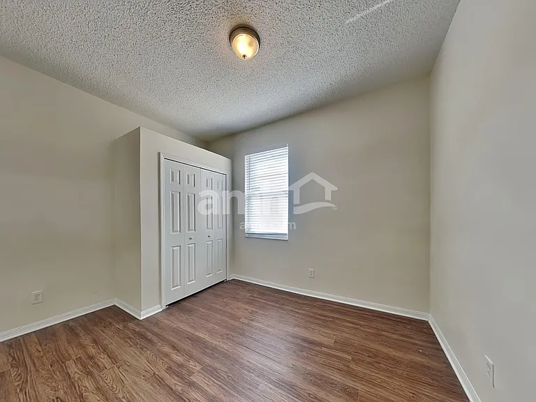 18212 Holly Hills Way — Photo 17