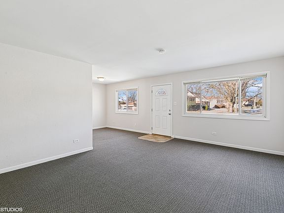 5th image of 16949 Glen Oaks Dr
