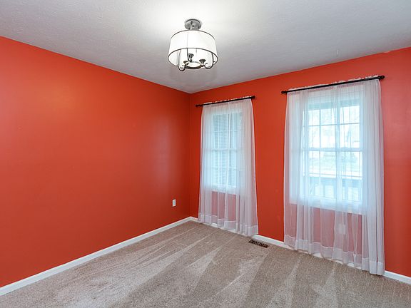 5th image of 6442 Robinsrock Dr
