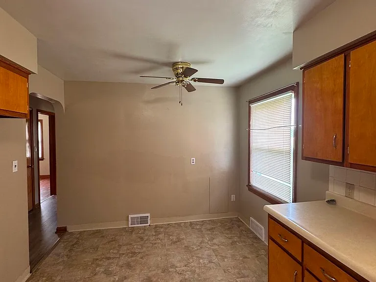 211 N Belle Vista Ave — Photo 5