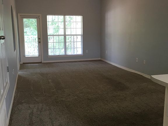 5th image of 7101 Joy St APT E5