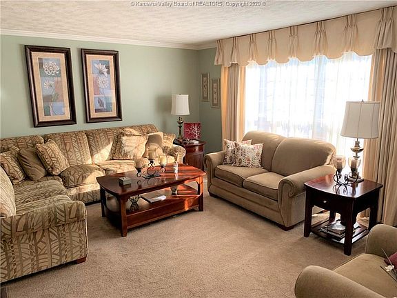 2nd image of 1404 Princess Dr