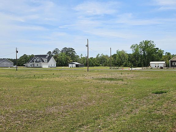 4th image of 2 Lot Providence Lane