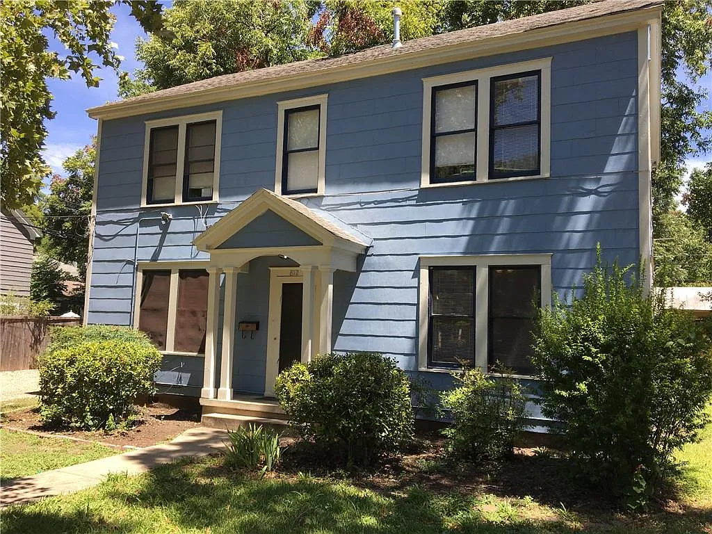 3 bed, 1.0 bath, 1798 sqft, $1,500 — Photo 1